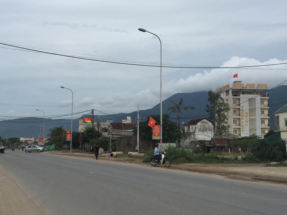 Thanh Phat Hotel Du Loc Bagian luar foto